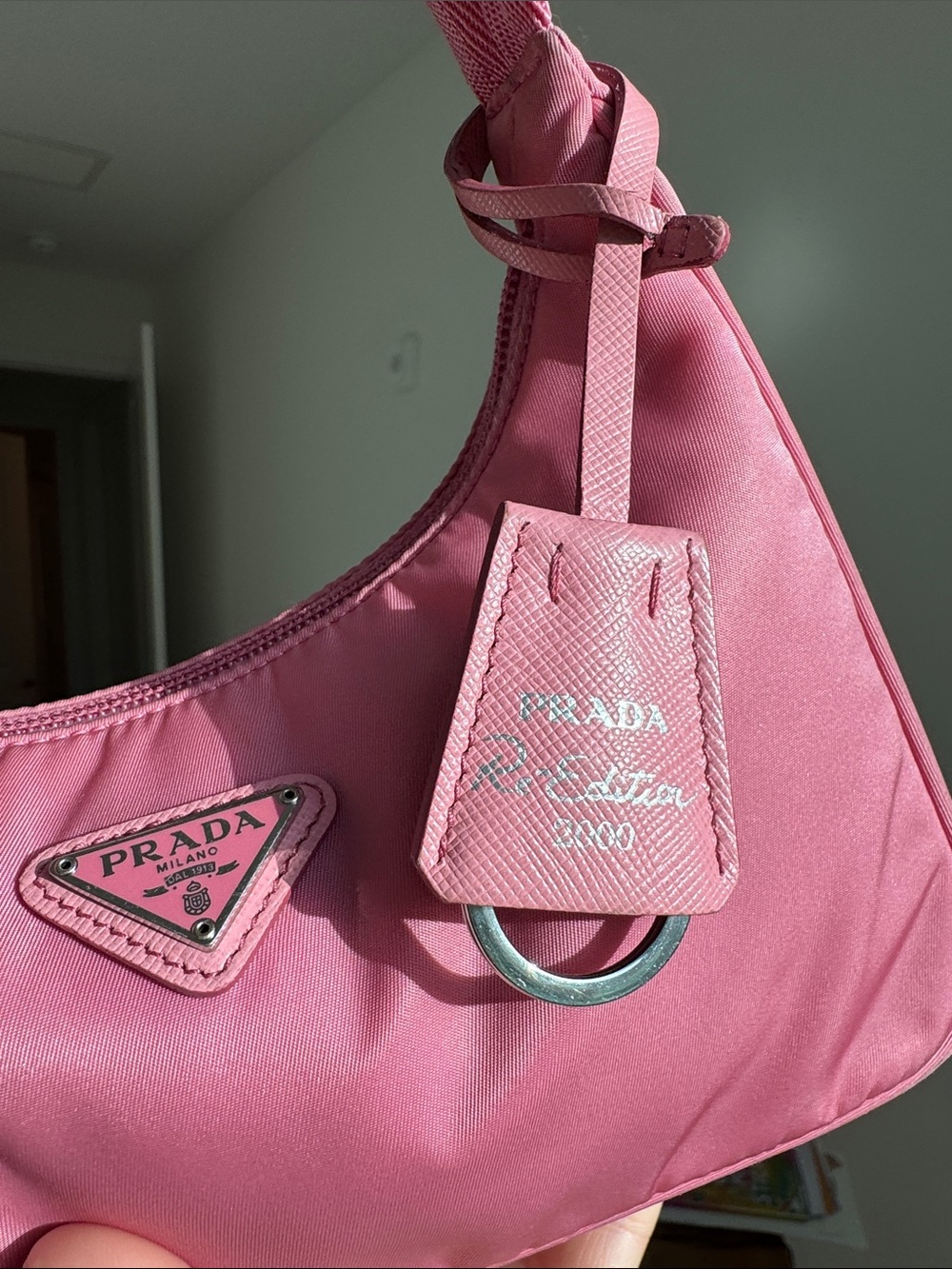 Authentic Prada Re-Edition 2000 Pink Nylon Shoulder Bag - Picture 6 of 17